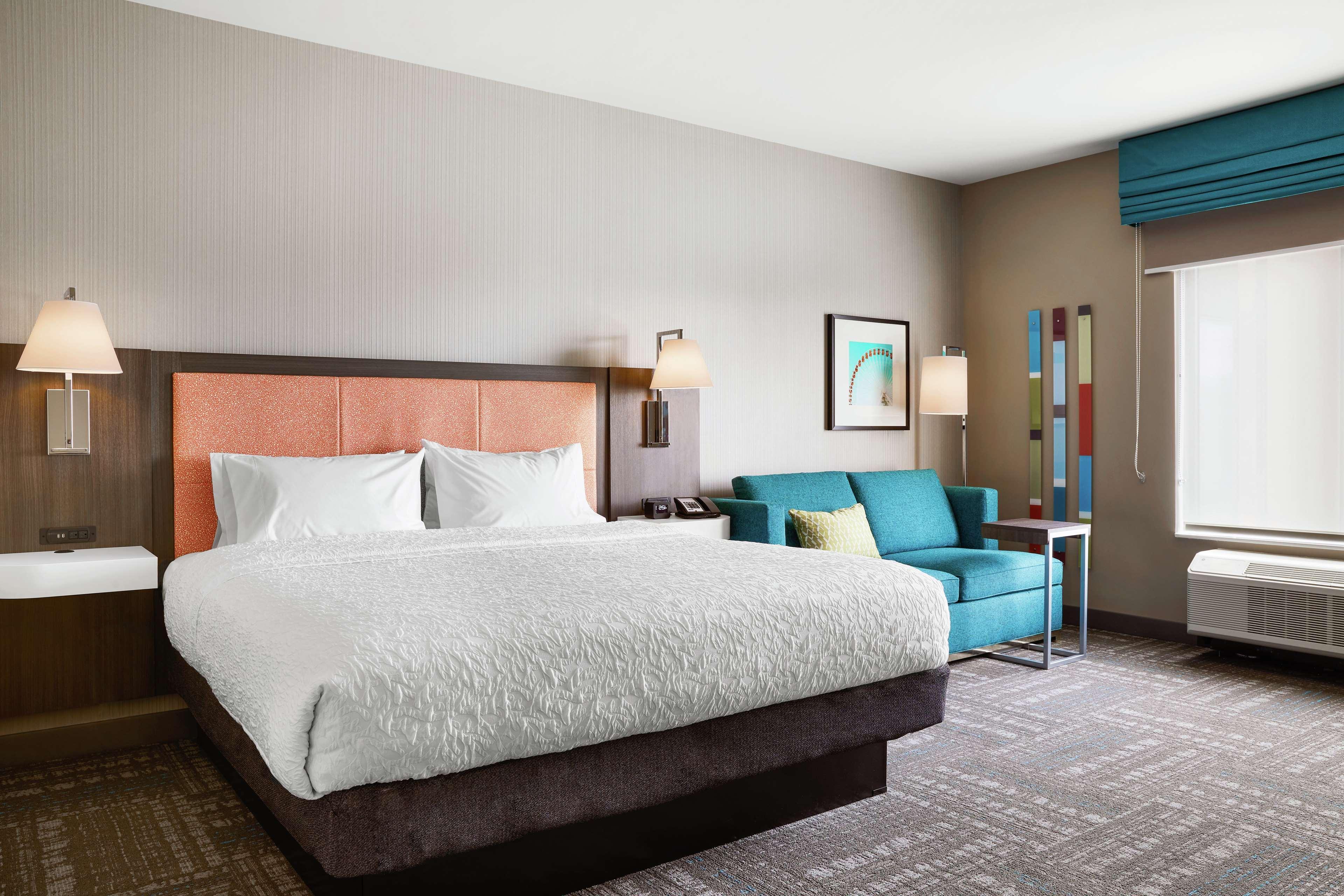 Hampton Inn & Suites Chicago/Вокіган Екстер'єр фото